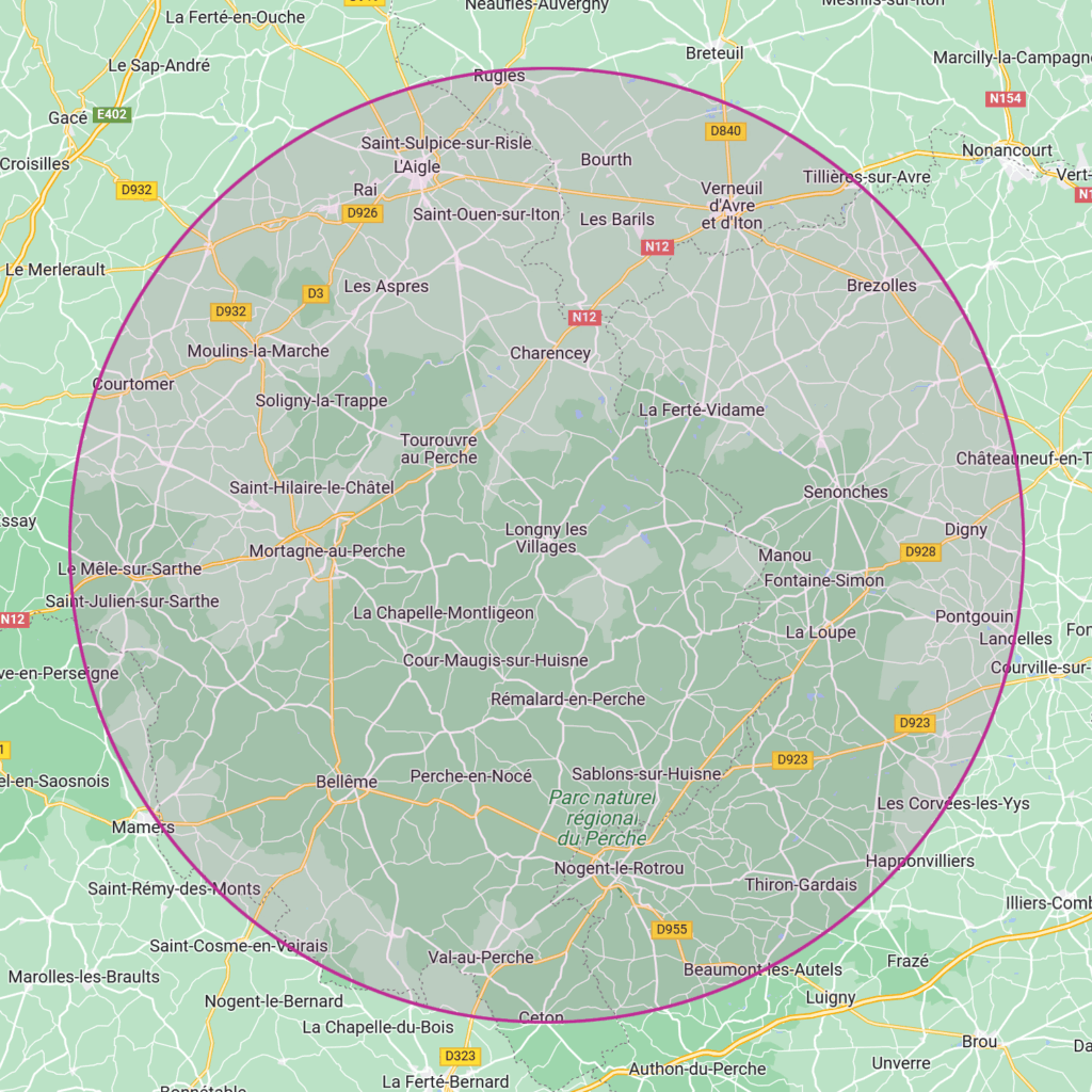 Une carte centrée sur la ville de Longny au Perche avec une zone d'environ 50km de rayon en surbrillance